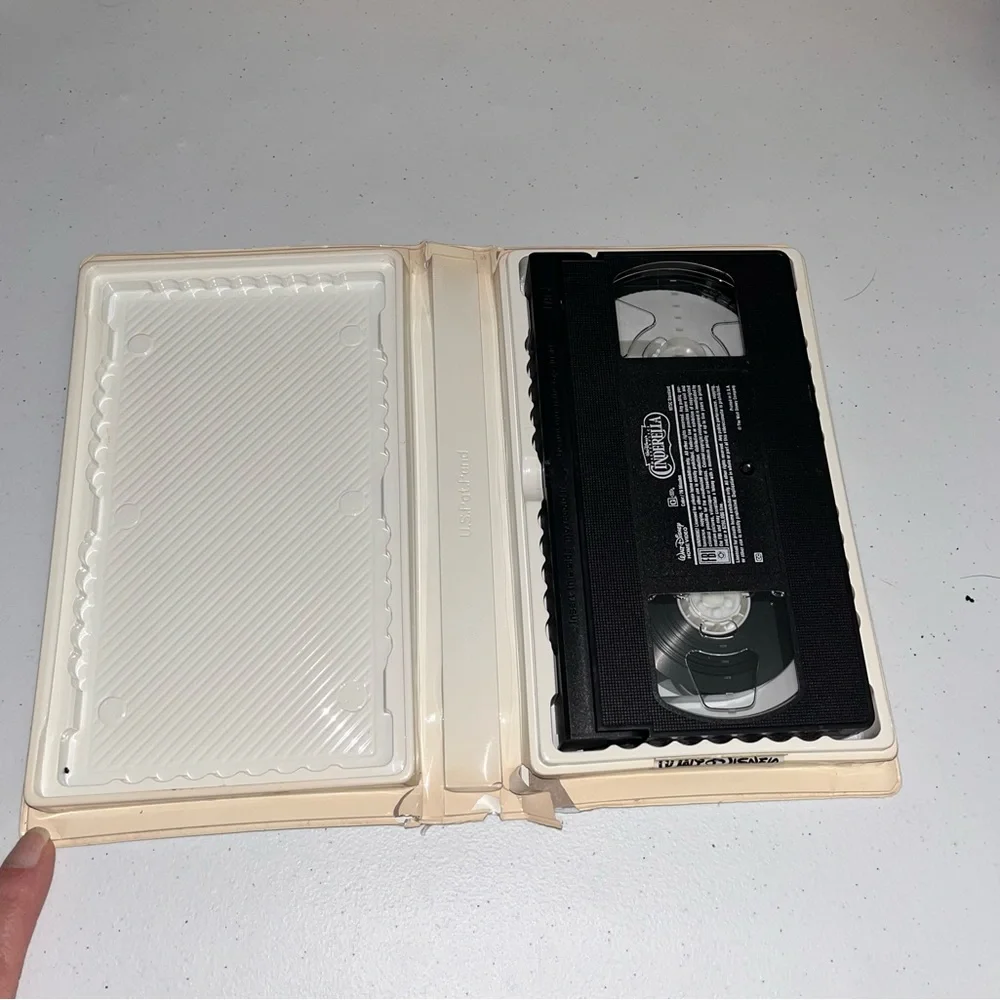 Disney’s Masterpiece Collection Cinderella VHS Movie 5265